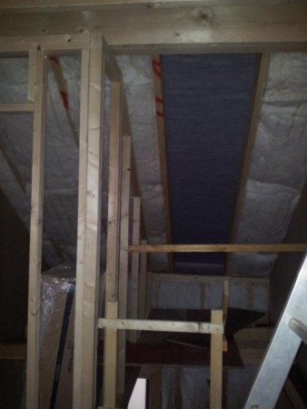 Hier kömmt noch ein Dachfenster rein! Velux 66x140 cm 